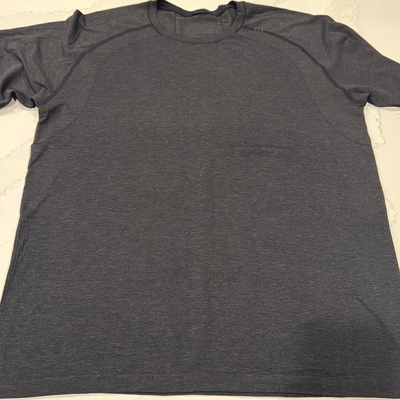 Lululemon Metal Vent Tech Long Sleeve Shirt | Size XL | Graphite Gray/Black - Picture 10 of 13